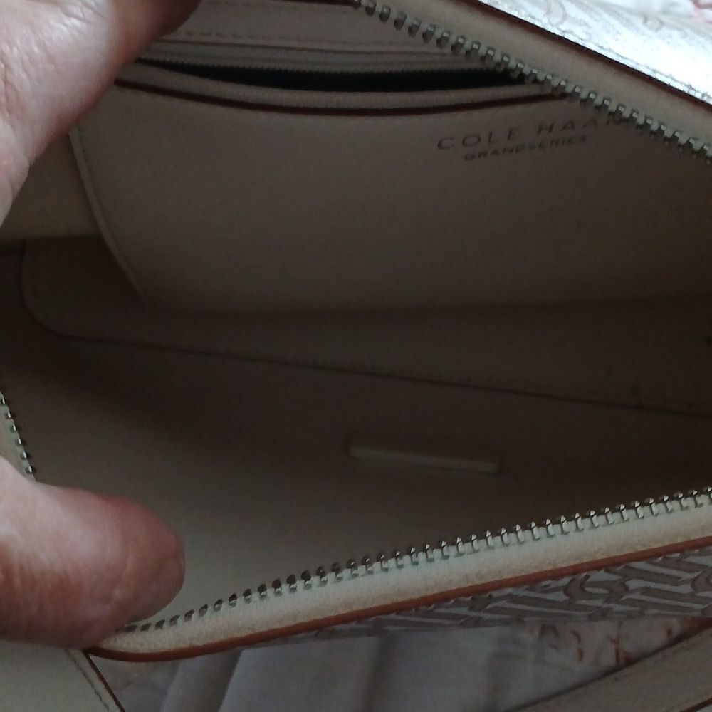 Cole Haan  - Picture 7 of 9
